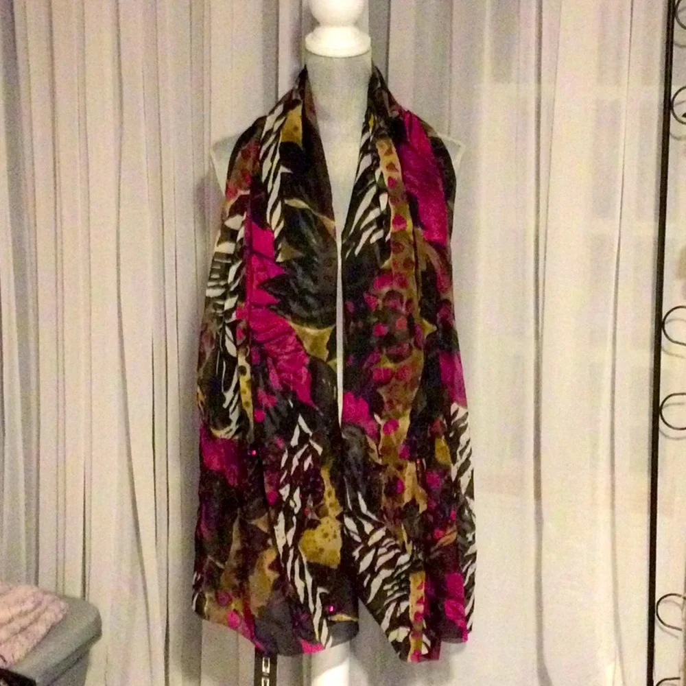 Massimo Fuchsia and Black scarf, coverup sequin large rectangle.